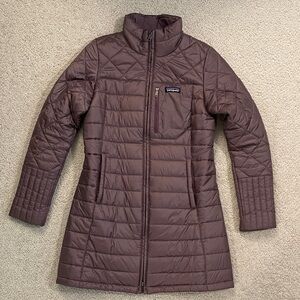 Patagonia Women's Puffer Jacket - Mauve